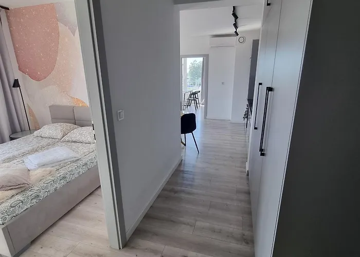 Skarbowa Stella Апартаменты Лешно